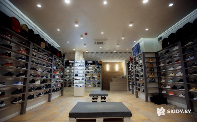 Скидка 10% на акционные товары, кроссовки, обувь в магазине Air-shop - галерея 7