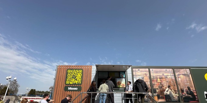 Первый в Беларуси ресторан на колёсах «Мак.бай» уже работает, можно смело идти на тест!