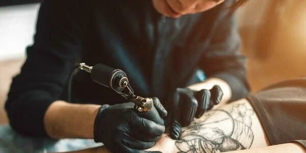 Татуировки втрое повышают риск развития рака